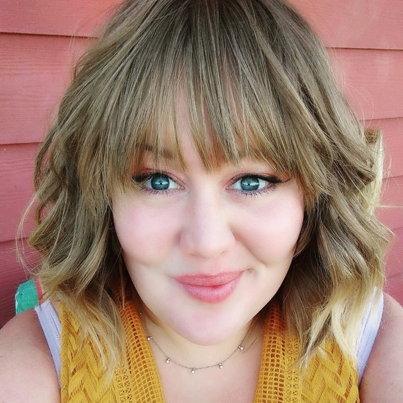 Fashion 4 Tall, Curvy & Strong Goddesses - Picture 3 of 8